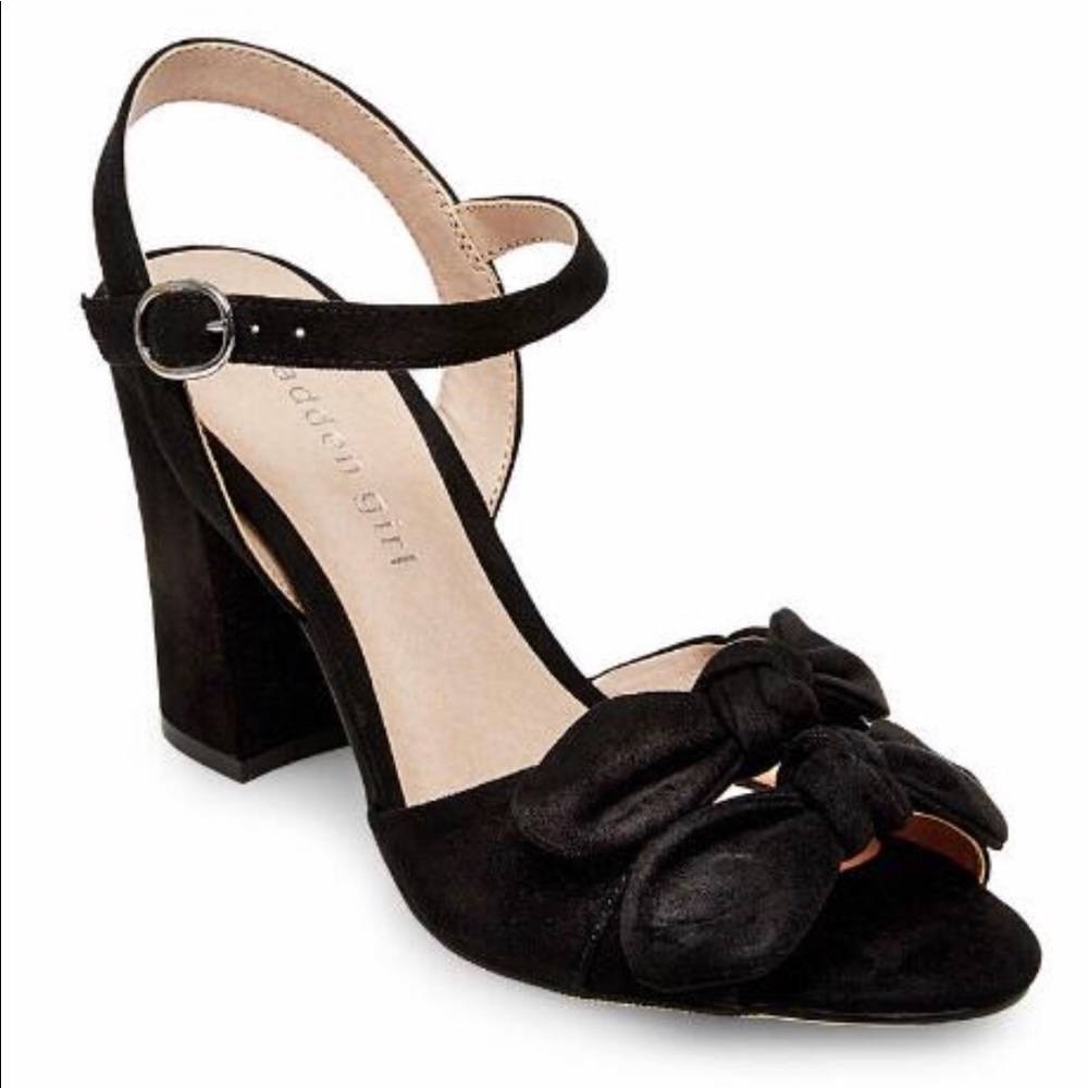 🎉🎉Host Pick🎉🎉Madden Girl Bows Sandal